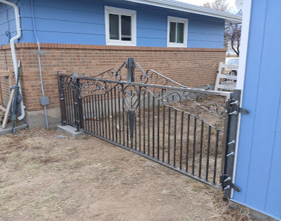 Decorative metal gate